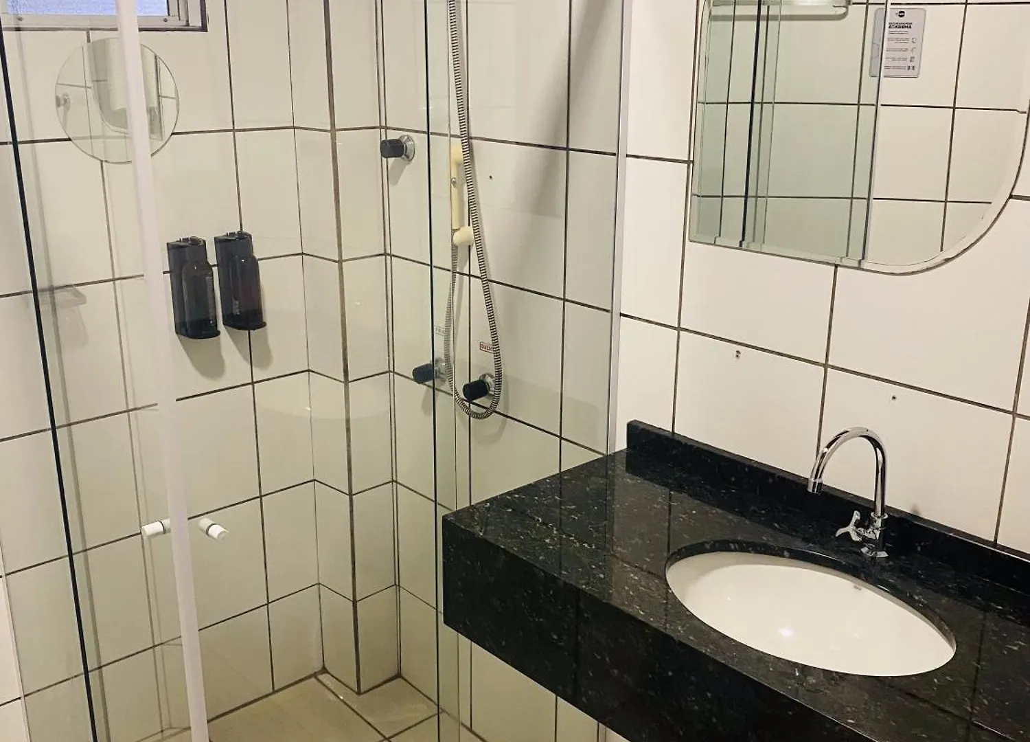 Real Nob Hotel Orleans 3*,